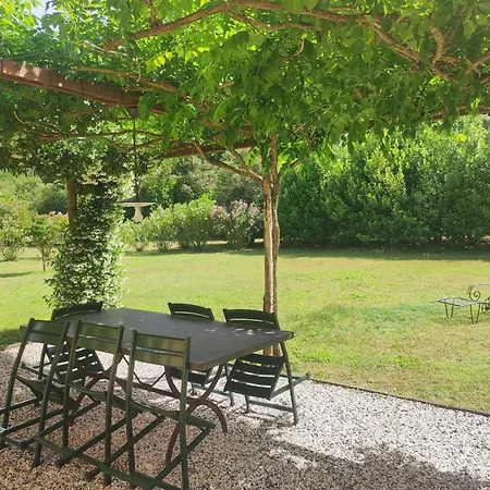 Casale Cipresso بيت للعطل