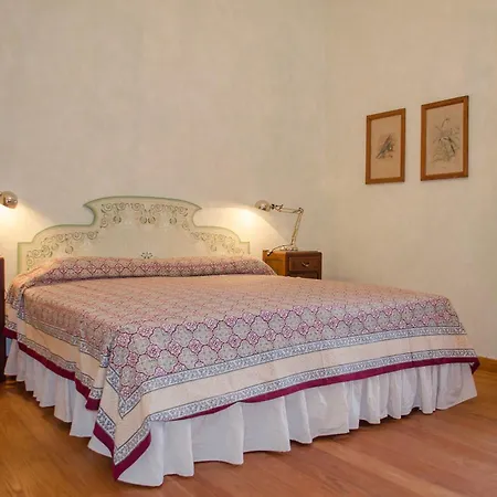Casale Cipresso بيت للعطل *